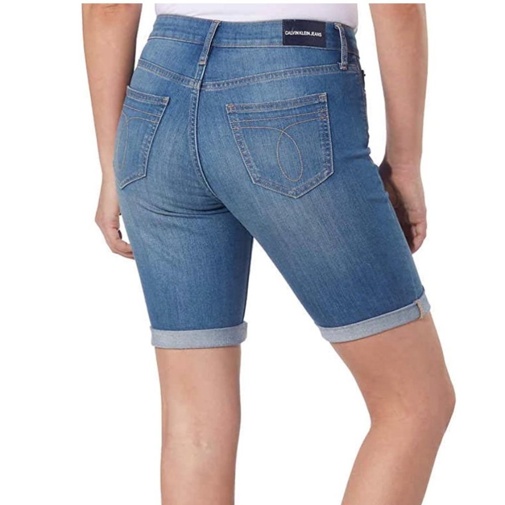 Calvin Klein ~ Denim Bermuda Short Tulip Blue